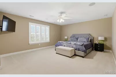 7 E Villa Avenue, Olivette, MO 63132 - Photo 33