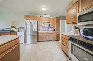 415 Hutchinson Dr, Rolla, MO 65401 - Photo 7