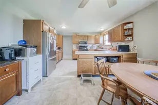 415 Hutchinson Dr, Rolla, MO 65401 - Photo 13