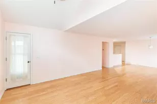 39 Ridgeview Cir Ct, Ballwin, MO 63021 - Photo 7