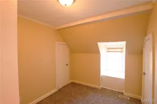 209 W Madison Ave, Robertsville, MO 65066 - Photo 17