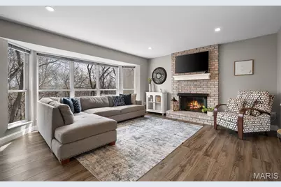 3511 Georgetowne Village Drive, Manchester, MO 63088 - Photo 7