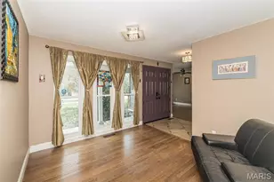 11727 Summerhaven Dr, Saint Louis, MO 63146 - Photo 9