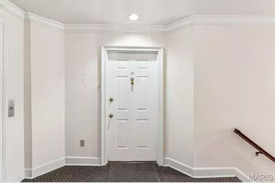 28 Country Club Terrace, Glendale, MO 63122 - Photo 37