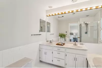 28 Country Club Terrace, Glendale, MO 63122 - Photo 17