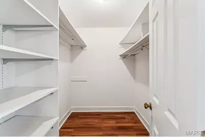 28 Country Club Terrace, Glendale, MO 63122 - Photo 15