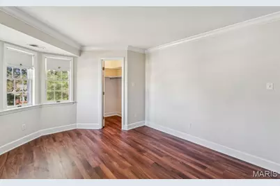 28 Country Club Terrace, Glendale, MO 63122 - Photo 21