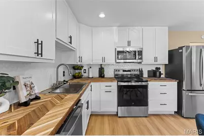 2185 Pohlman Road, Florissant, MO 63033 - Photo 15