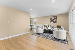 2185 Pohlman Rd, Florissant, MO 63033 - Photo 9