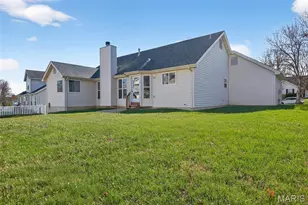 877 Home Park Dr, Saint Peters, MO 63376 - Photo 35