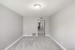 305 St Eugene Ln, Florissant, MO 63033 - Photo 3