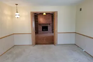 6945 Lakeside Hills Dr, Florissant, MO 63033 - Photo 9