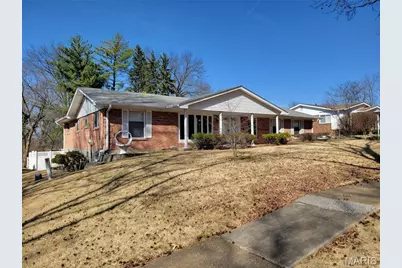 6945 Lakeside Hills Drive, Florissant, MO 63033 - Photo 5