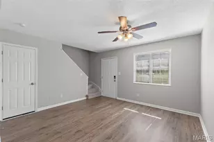 8825 Wrenwood Ln, Brentwood, MO 63144 - Photo 5