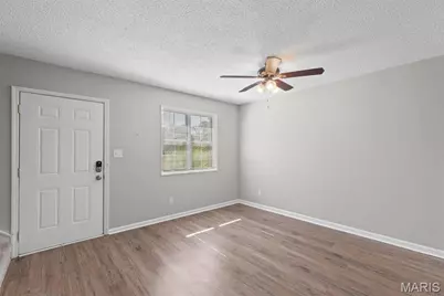 8825 Wrenwood Lane, Brentwood, MO 63144 - Photo 3