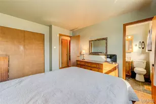 2843 Glenway Dr, Maryland Heights, MO 63043 - Photo 5