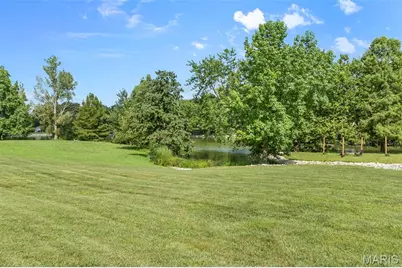 106 Alexis Lane, Fenton, MO 63736 - Photo 5