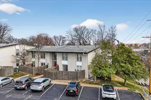 10401 Briarbend Dr, Saint Louis, MO 63146 - Photo 17