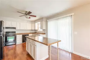 909 Schindler Rd, Perryville, MO 63775 - Photo 7