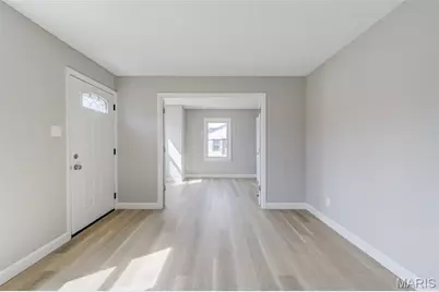 11001 Saint Raphael Lane, Saint Ann, MO 63074 - Photo 9