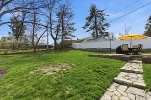 1006 Briarton Dr, Saint Louis, MO 63126 - Photo 43