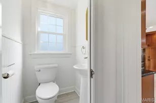 1006 Briarton Dr, Saint Louis, MO 63126 - Photo 15