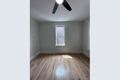 2422 McNair Avenue, Saint Louis, MO 63104 - Photo 11