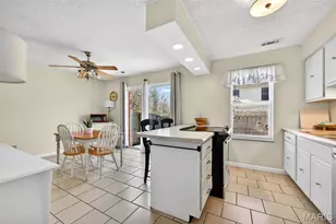 31 Park Charles Blvd, Saint Peters, MO 63376 - Photo 9