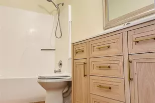 106 Laura Dr, Saint Peters, MO 63376 - Photo 9