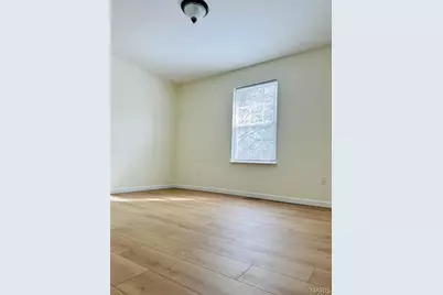 106 Laura Drive, Saint Peters, MO 63376 - Photo 7