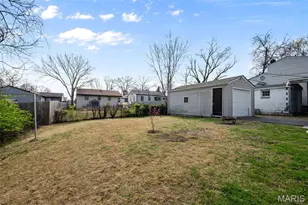 7616 Genesta St, Affton, MO 63123 - Photo 15