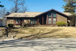 15233 Country Ridge Dr, Chesterfield, MO 63017 - Photo 1
