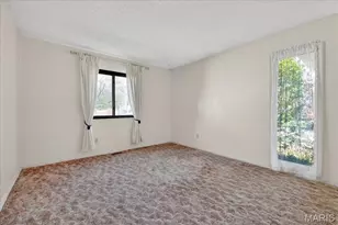 15233 Country Ridge Dr, Chesterfield, MO 63017 - Photo 17