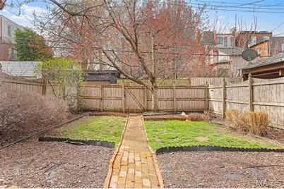 1902 Lasalle Street, Saint Louis, MO 63104 - Photo 27