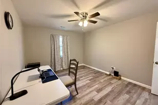 329 Apple Park Wy, Poplar Bluff, MO 63901 - Photo 11