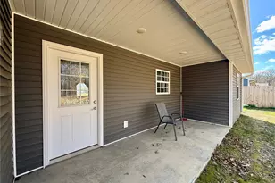 329 Apple Park Wy, Poplar Bluff, MO 63901 - Photo 17