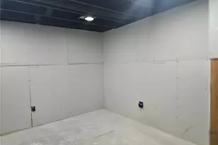 3655 Seville Dr, Florissant, MO 63033 - Photo 33