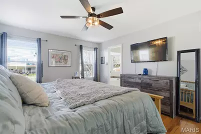 211 Cheval Square Drive, Chesterfield, MO 63005 - Photo 19