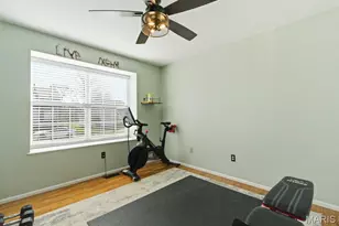 211 Cheval Square Dr, Chesterfield, MO 63005 - Photo 29