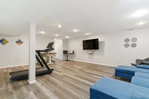 211 Cheval Square Dr, Chesterfield, MO 63005 - Photo 31