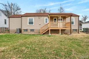 10505 Ewell Dr, Saint Louis, MO 63137 - Photo 31