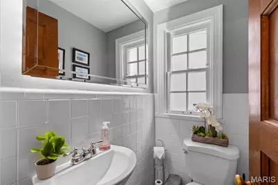 7464 Stanford Avenue, University City, MO 63130 - Photo 17