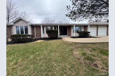 924 Fernview Drive, Creve Coeur, MO 63141 - Photo 3