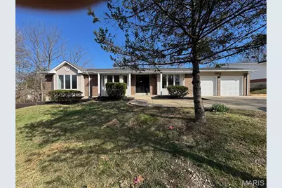 924 Fernview Drive, Creve Coeur, MO 63141 - Photo 1