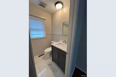 806 Camp Street, Washington, MO 63090 - Photo 17