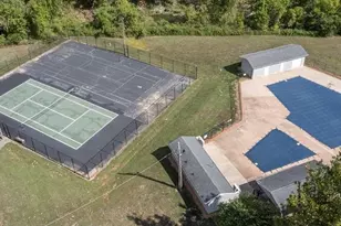 5569 Baronridge Dr, Unincorporated, MO 63129 - Photo 29