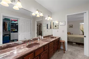 7356 Whitehall Colonial Ln, Saint Louis, MO 63119 - Photo 13