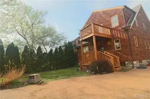 7326 Country Club Dr, Saint Louis, MO 63121 - Photo 3