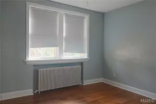 7326 Country Club Dr, Saint Louis, MO 63121 - Photo 21