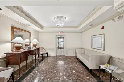 123 W Bodley Avenue #303, Kirkwood, MO 63122 - Photo 3